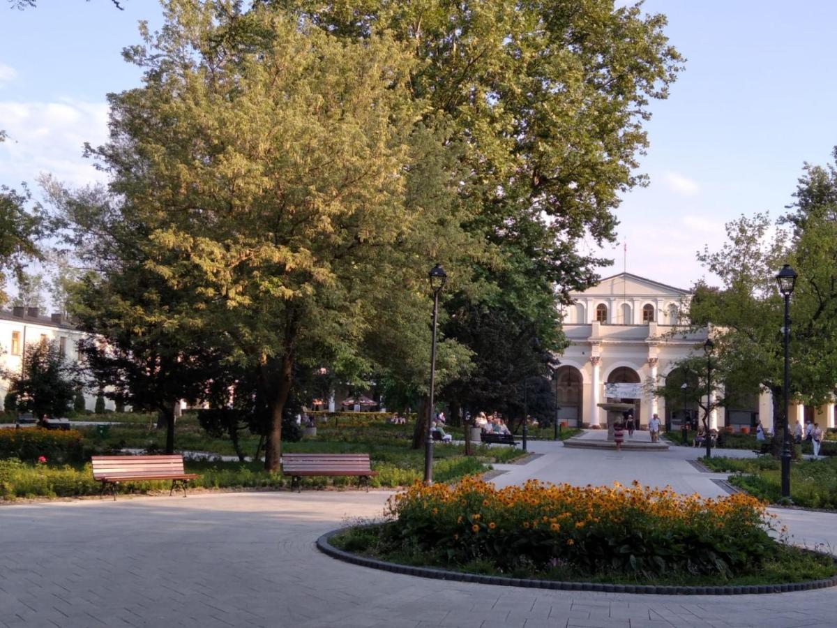 Apartament Zdroj Busko-Zdrój Buitenkant foto
